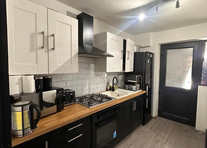 Triple Room Near Train Station